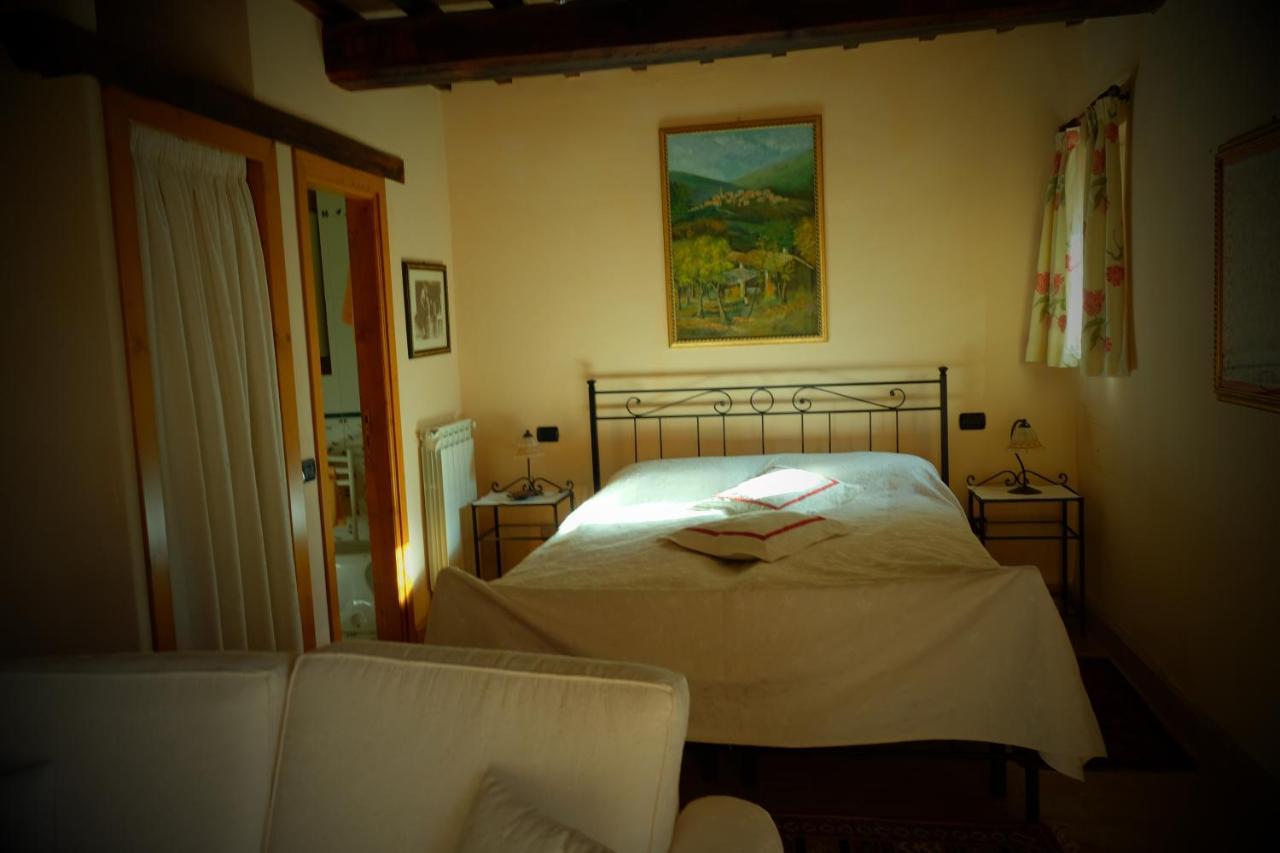 Fonte Magia Bed and Breakfast Castel de' Fiori Exterior foto